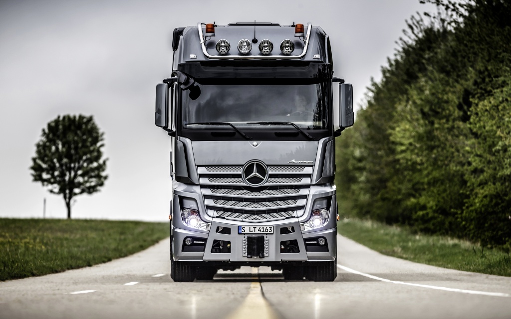 Mercedes-Benz Actros Mercedes-Benz Actros